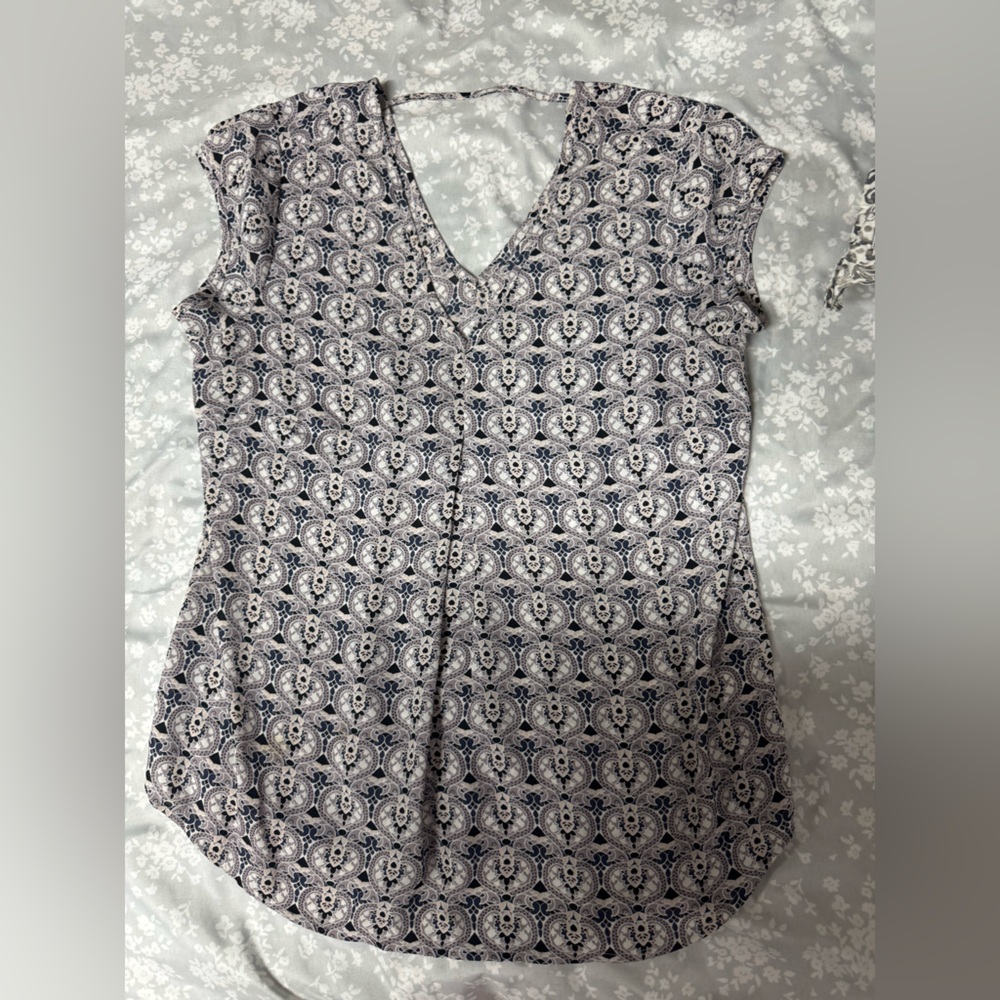 DR2 Black and White Patterned Tank Top